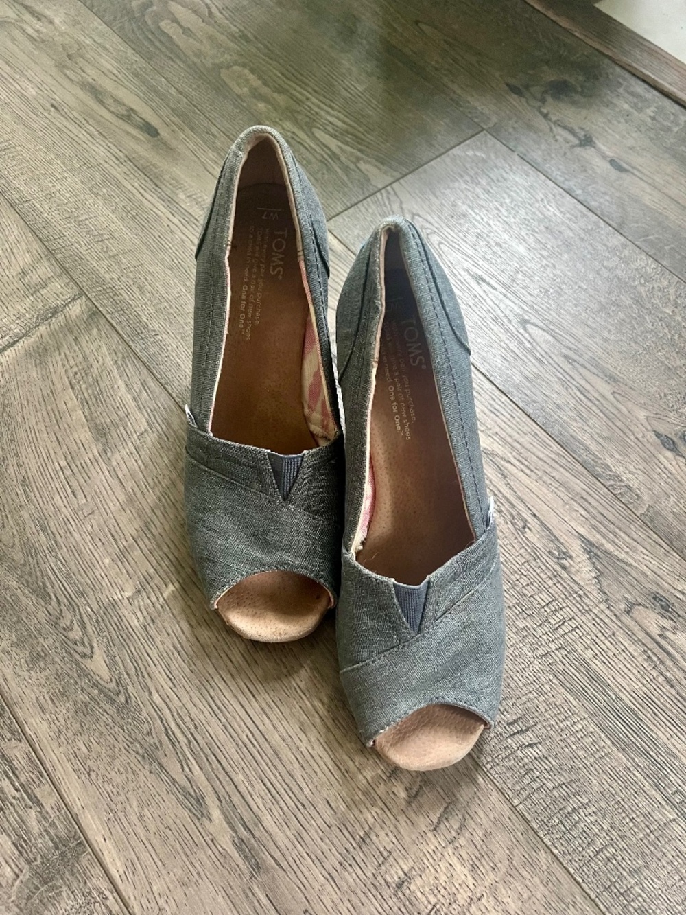 Tom’s wedge heels in denim with silver metallic fleck Size 7